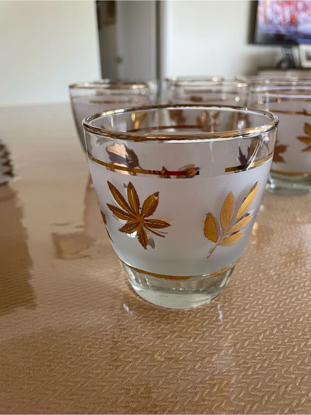 Vintage MCM Libbey Frosted Golden Foliage Glasses.     Set of 8
